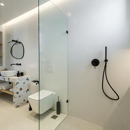 ホテル The Lofts Paros Executive ナウサ