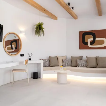 ホテル The Lofts Paros Executive
