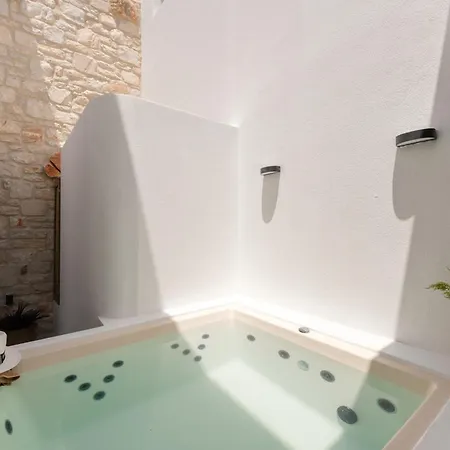 The Lofts Paros Executive