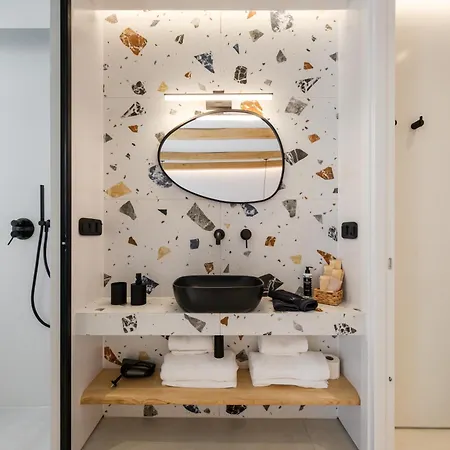Hotel The Lofts Paros Executive
