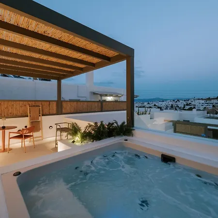 The Lofts Paros Executive * ナウサ